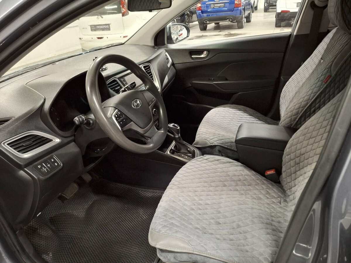 Hyundai Solaris с пробегом — 2019 год. Фото: #14