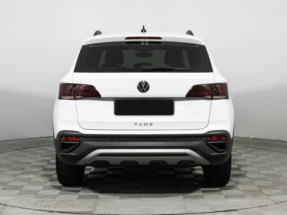 Volkswagen Taos с пробегом — 2021 год. Фото: #5