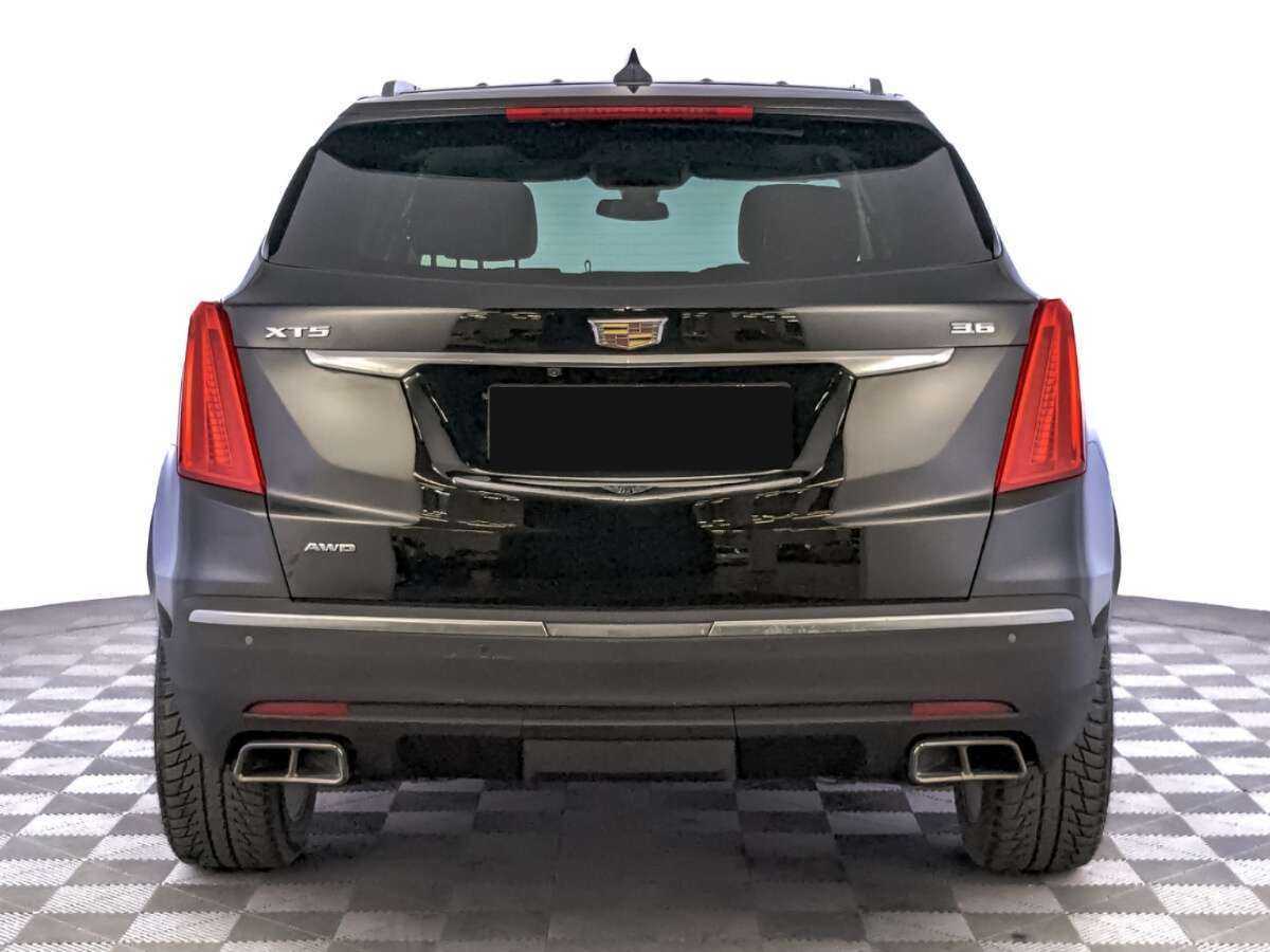 Cadillac XT5 с пробегом — 2016 год. Фото: #5