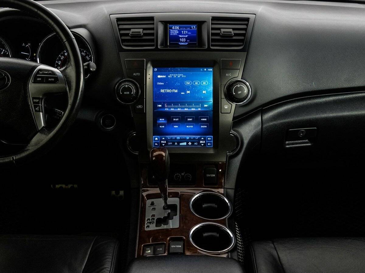 Toyota Highlander с пробегом — 2012 год. Фото: #13