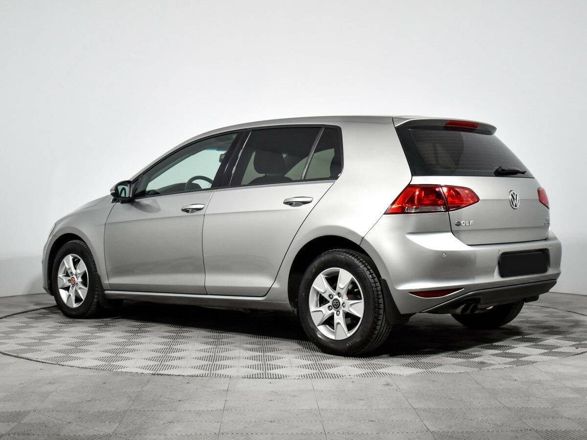 Volkswagen Golf с пробегом — 2013 год. Фото: #6