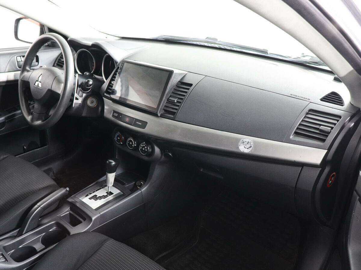 Mitsubishi Lancer с пробегом — 2008 год. Фото: #9