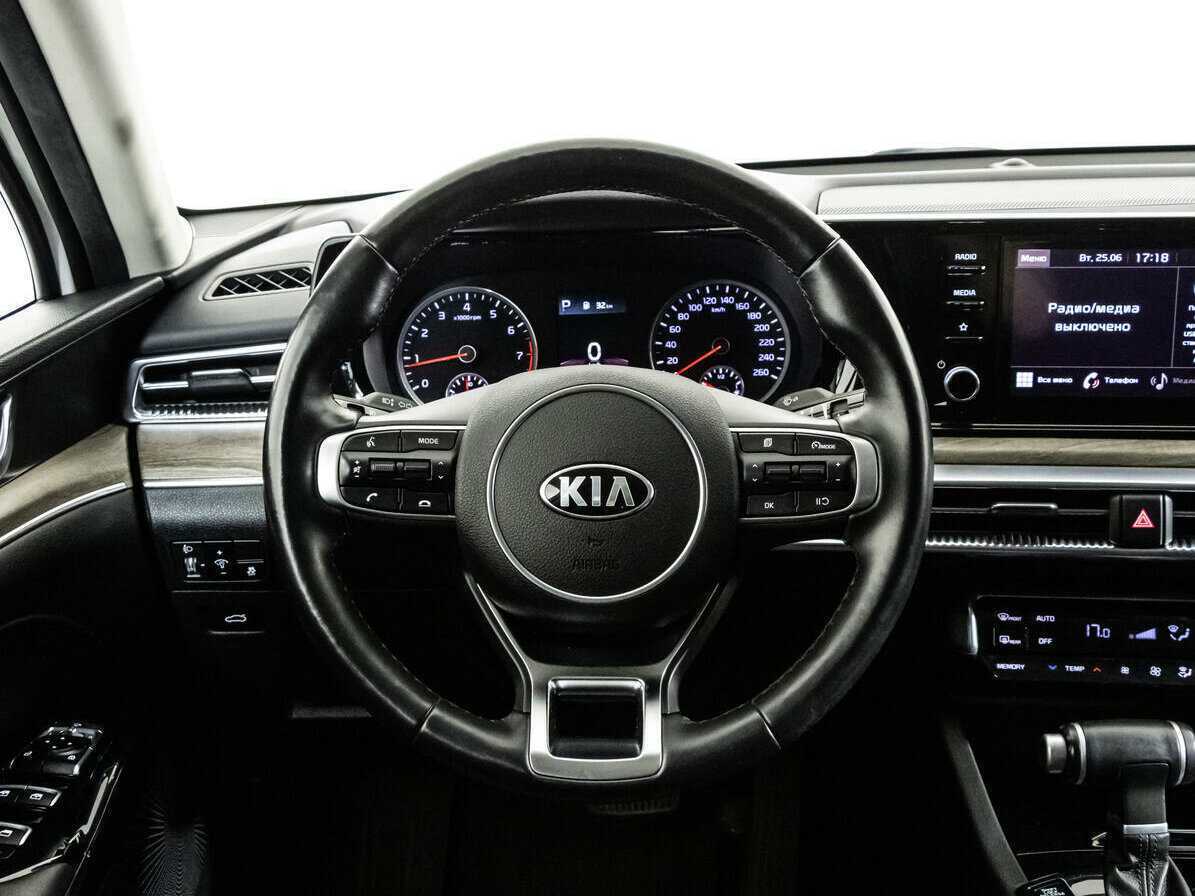 Kia K5 с пробегом — 2020 год. Фото: #9