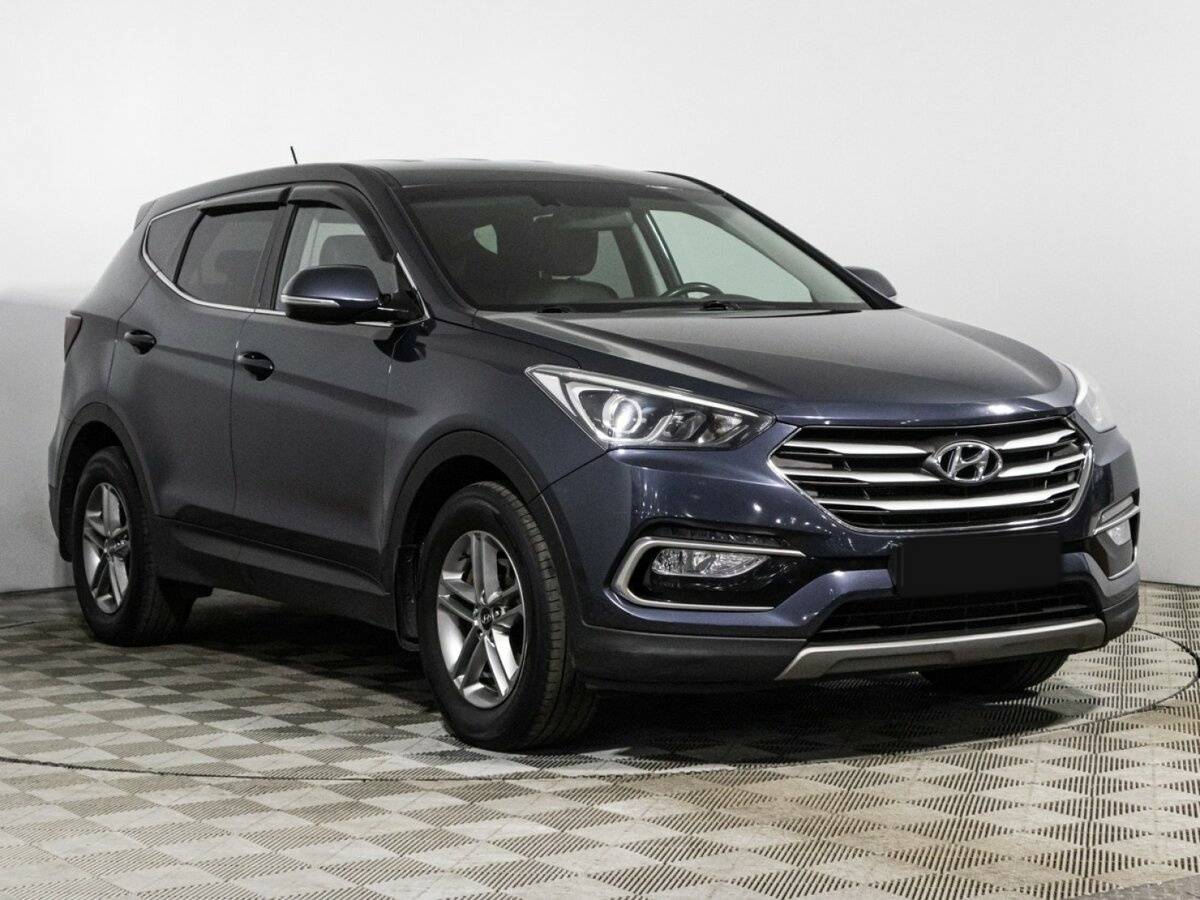 Hyundai Santa Fe с пробегом — 2016 год. Фото: #2