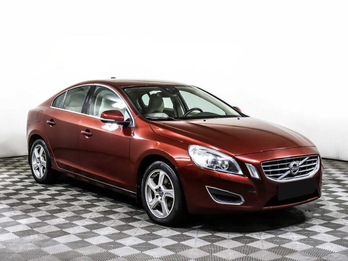 Volvo S60 с пробегом — 2011 год. Фото: #1