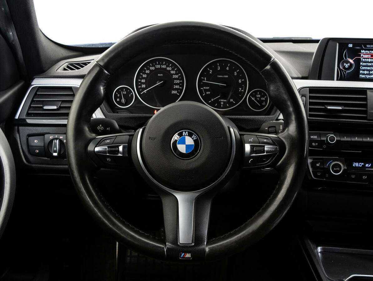BMW 3 серии с пробегом — 2017 год. Фото: #12