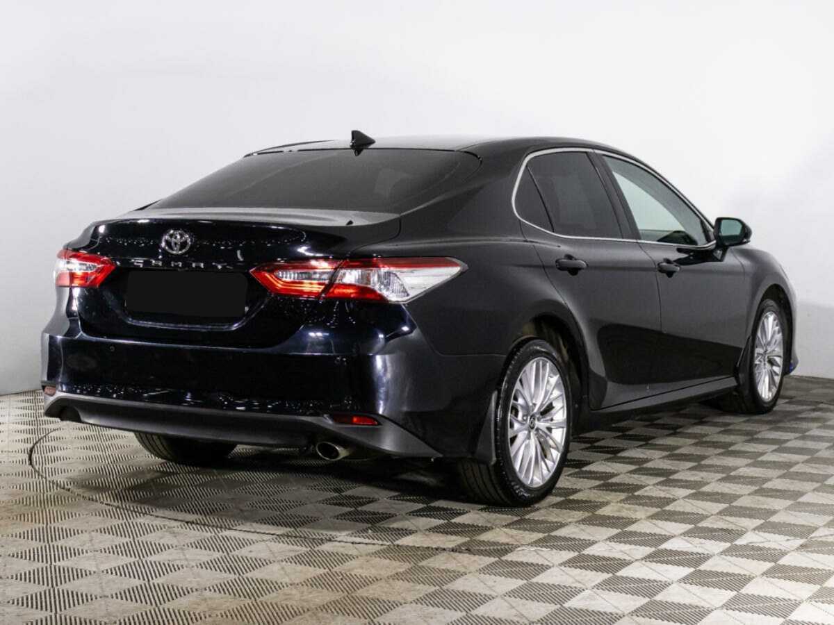 Toyota Camry с пробегом — 2021 год. Фото: #4