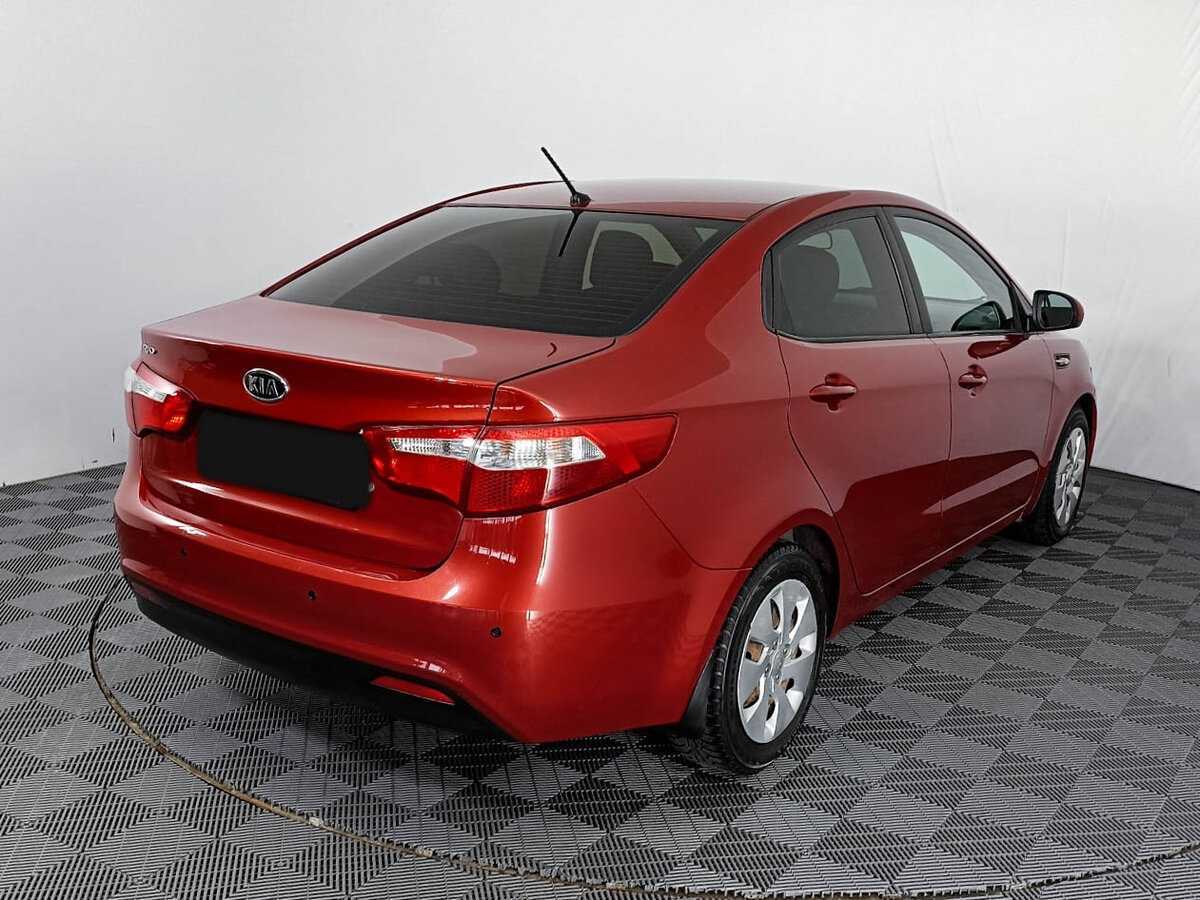 Kia Rio с пробегом — 2011 год. Фото: #4