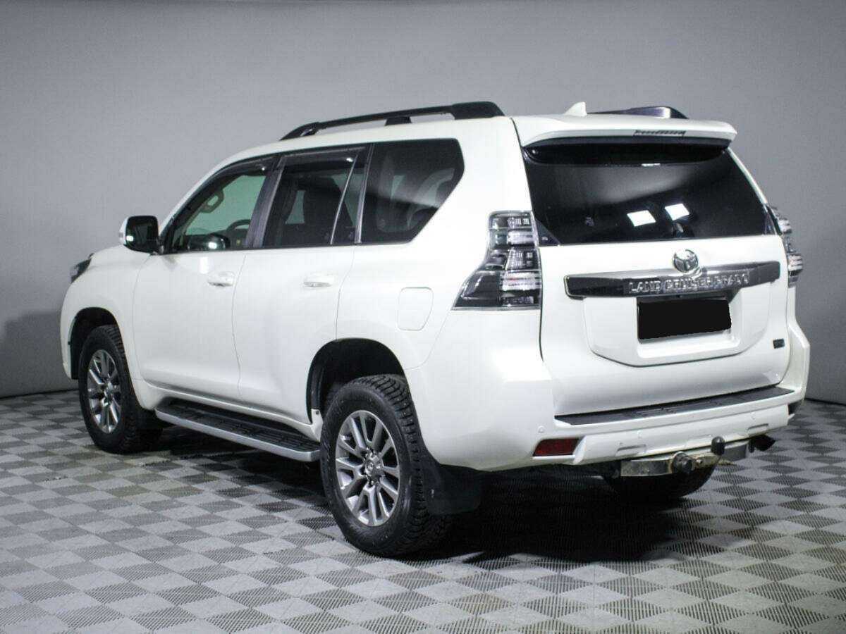 Toyota Land Cruiser Prado с пробегом — 2017 год. Фото: #5