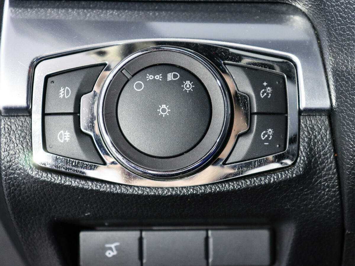Ford Explorer с пробегом — 2019 год. Фото: #19