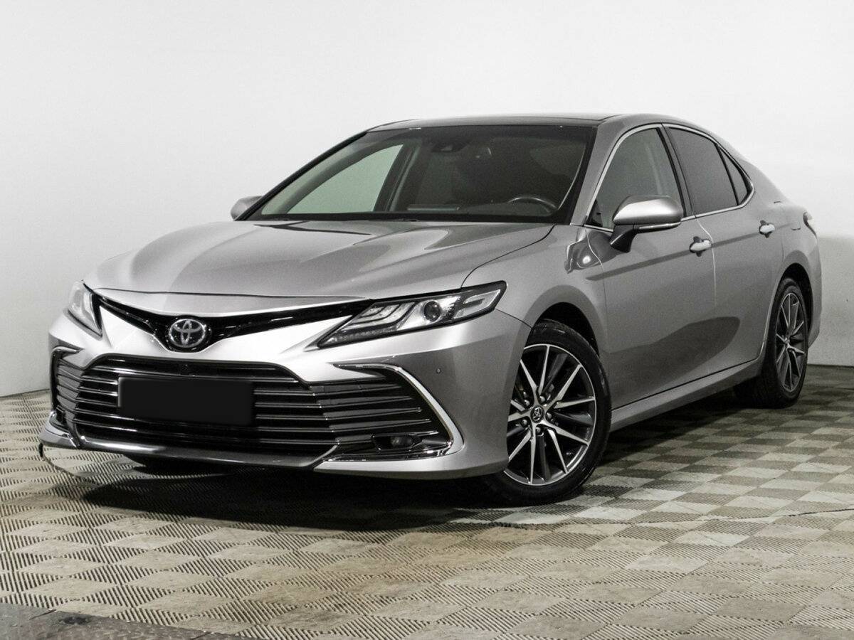 Toyota Camry с пробегом — 2022 год. Фото: #0