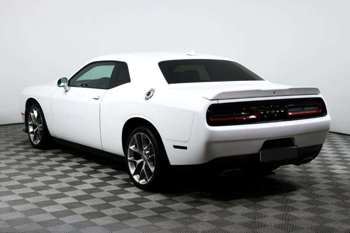 Dodge Challenger с пробегом — 2020 год. Фото: #5