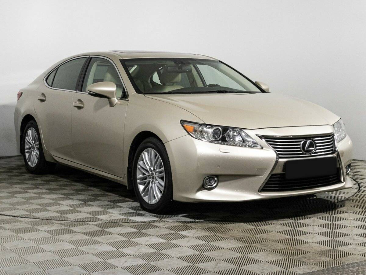 Lexus ES с пробегом — 2014 год. Фото: #2