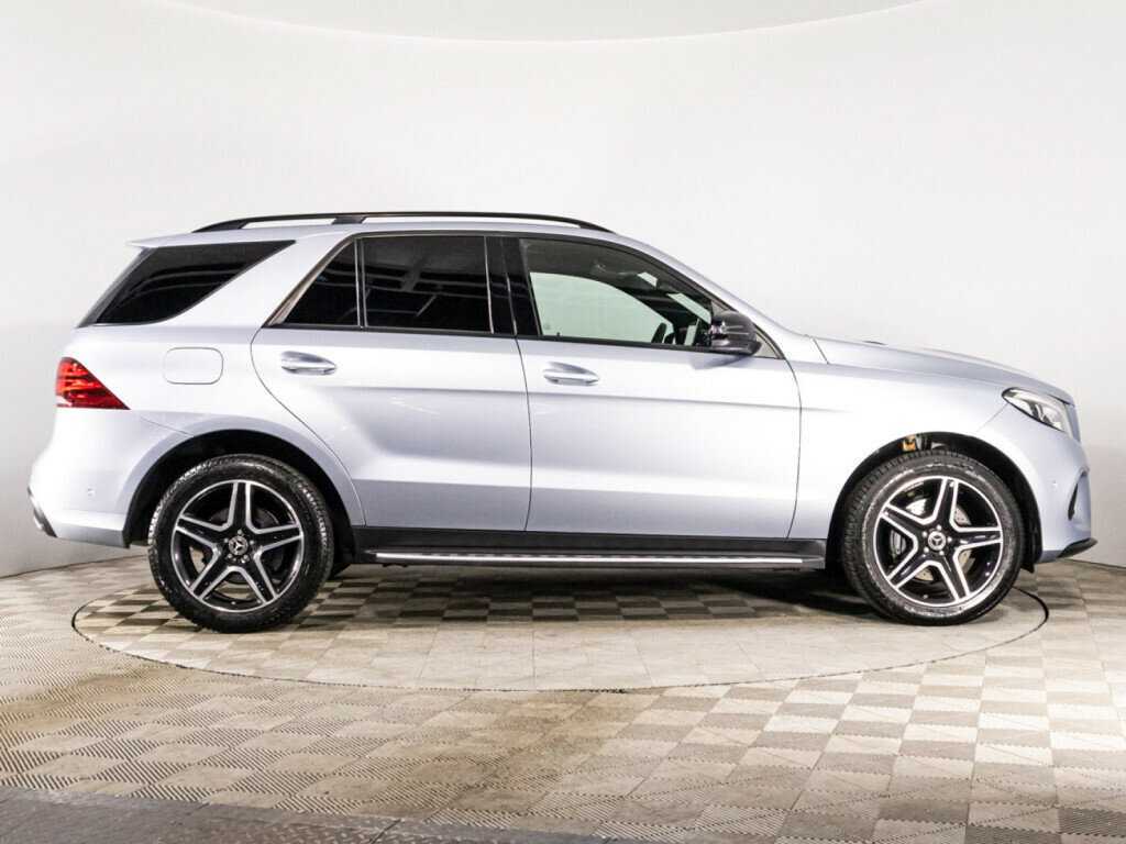 Mercedes-Benz GLE с пробегом — 2017 год. Фото: #3
