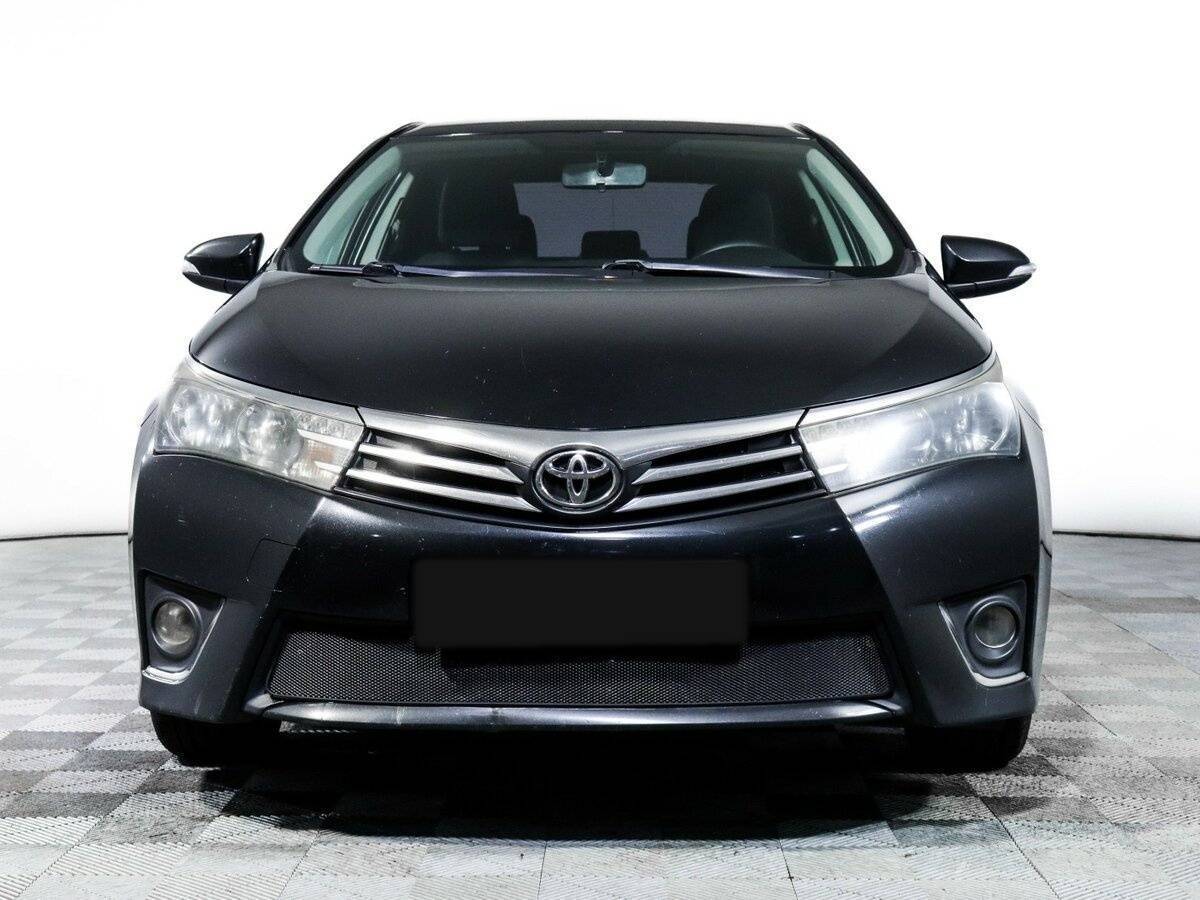 Toyota Corolla с пробегом — 2014 год. Фото: #1