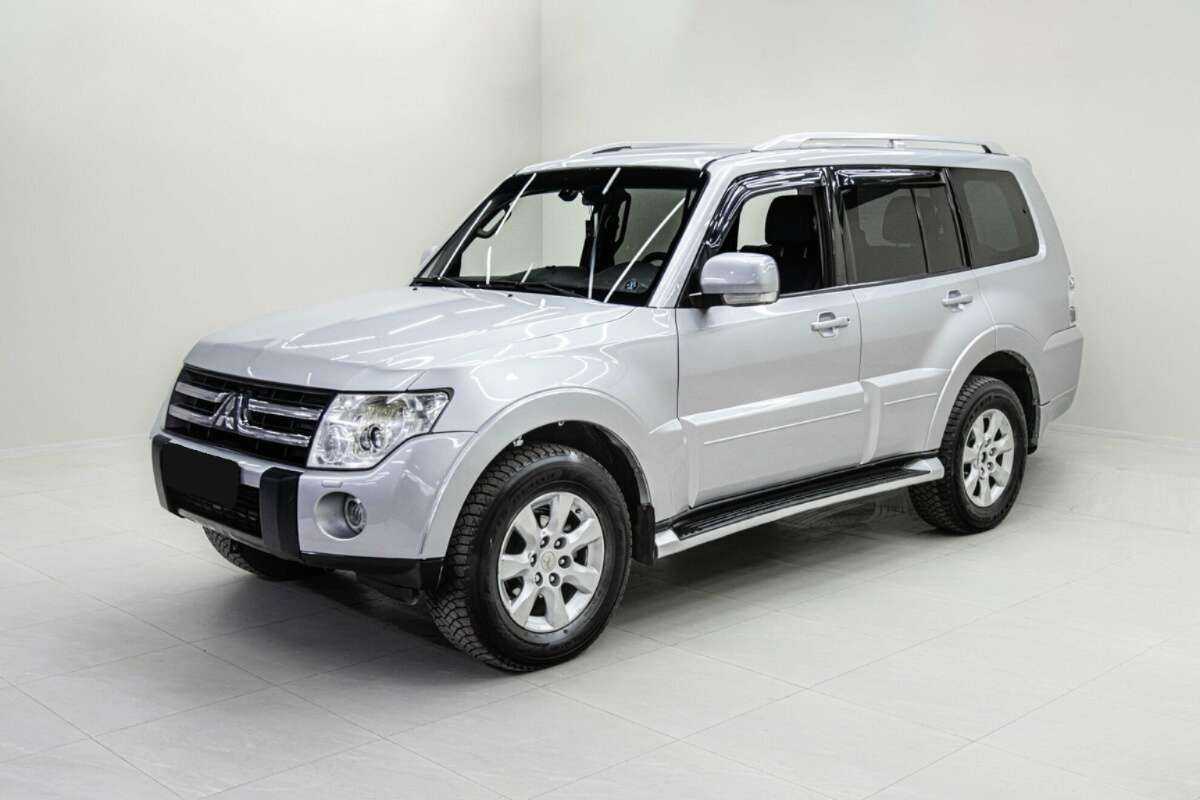 Mitsubishi Pajero с пробегом — 2011 год. Посмотреть фото