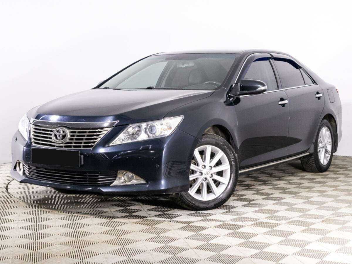 Toyota Camry с пробегом — 2013 год. Фото: #0
