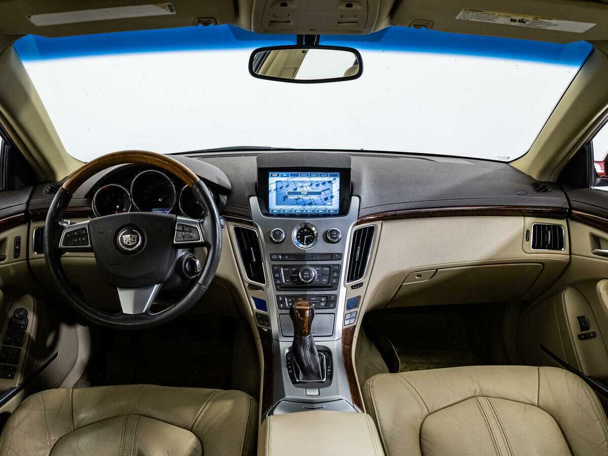 Cadillac CTS с пробегом — 2011 год. Фото: #12
