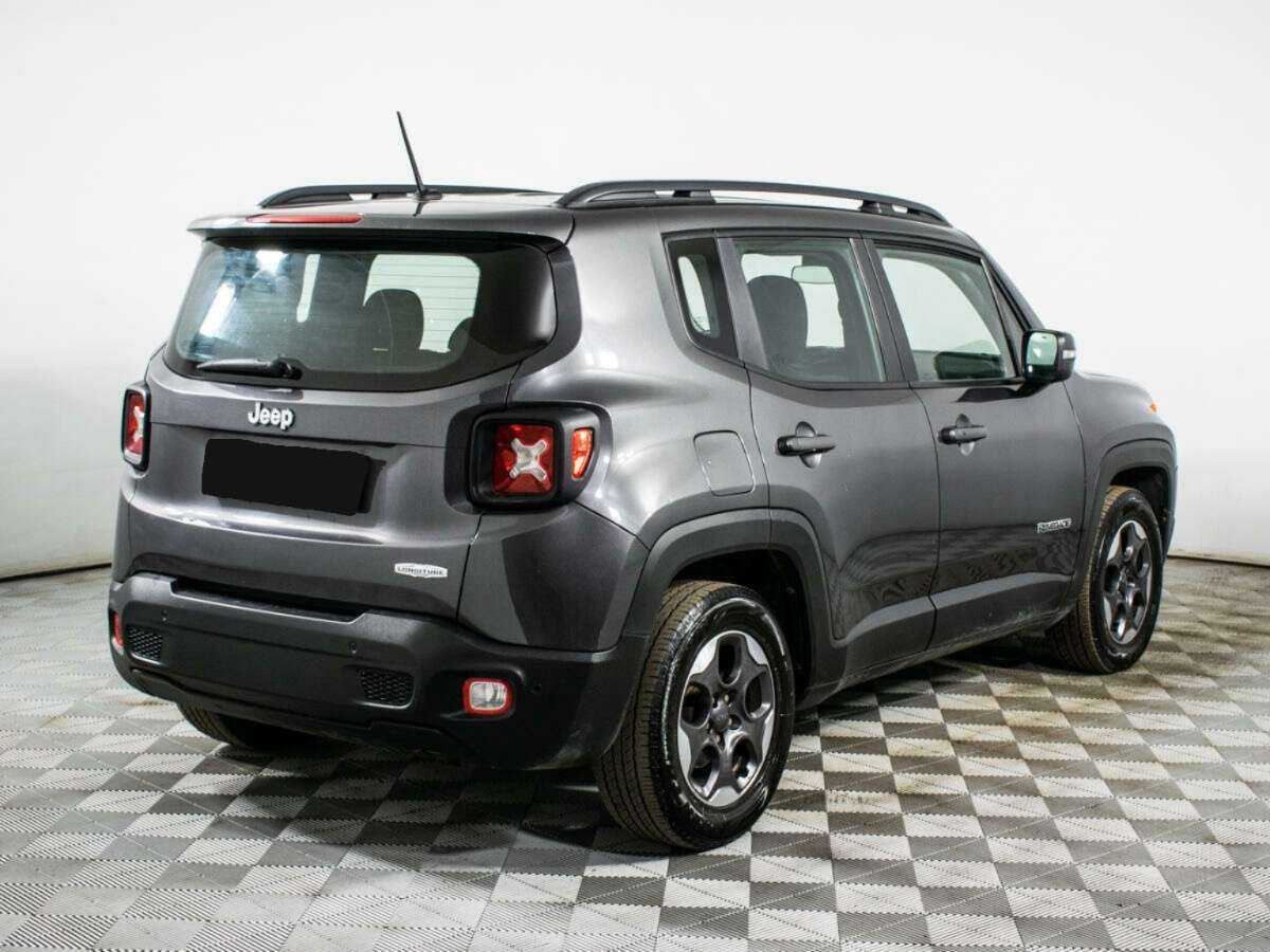 Jeep Renegade с пробегом — 2017 год. Фото: #4