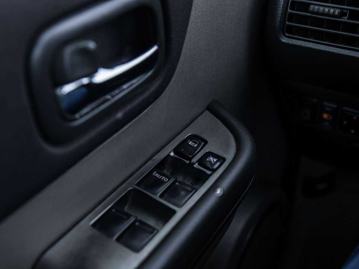 Nissan X-Trail с пробегом — 2006 год. Фото: #14
