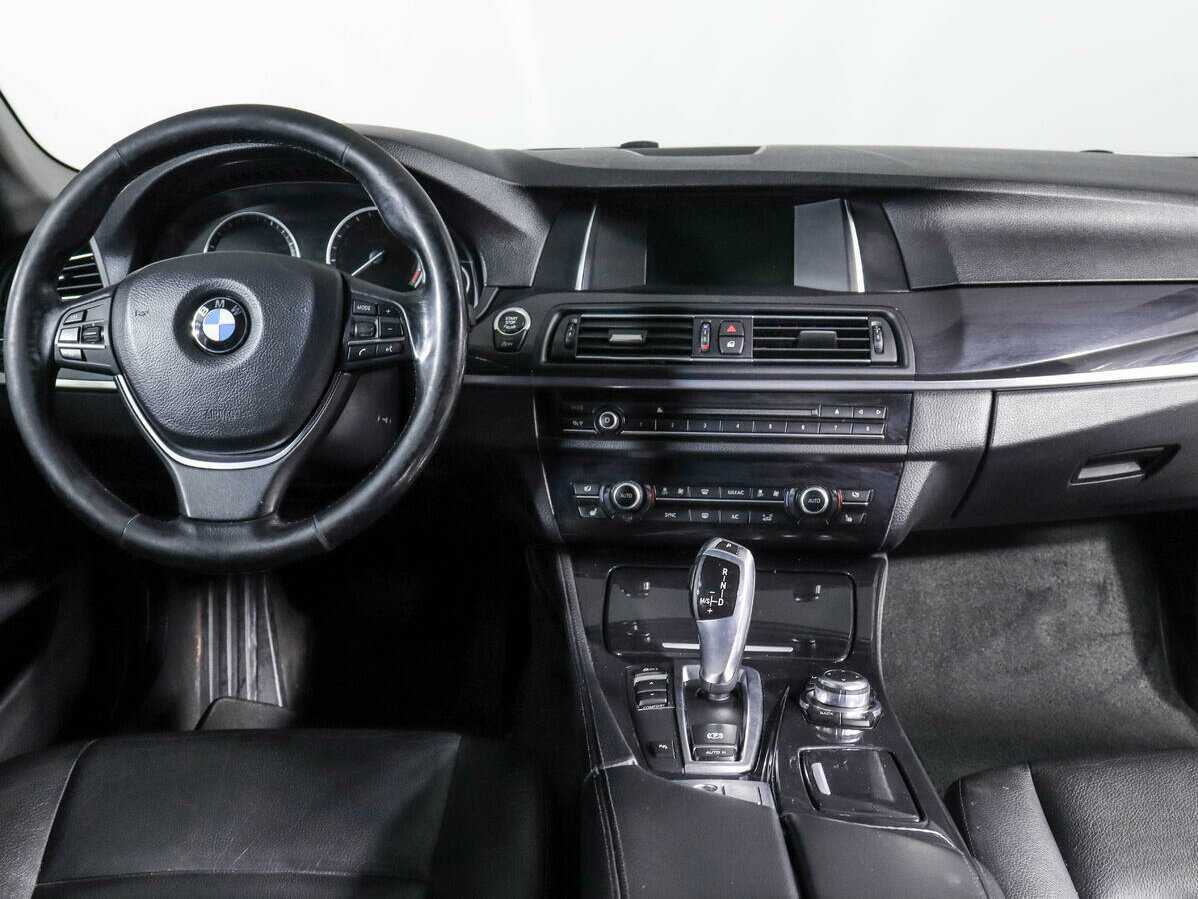 BMW 5 серии с пробегом — 2014 год. Фото: #9