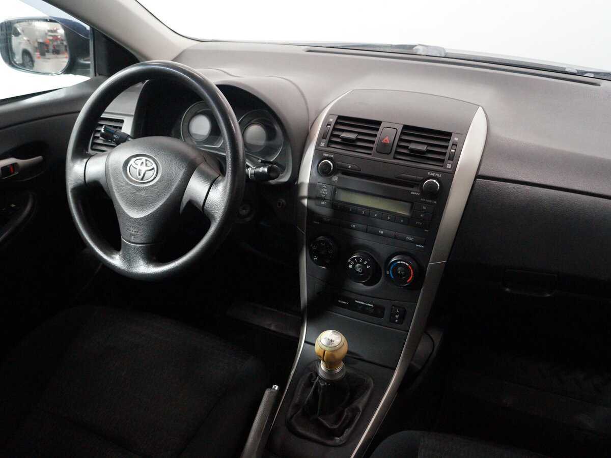 Toyota Corolla с пробегом — 2008 год. Фото: #7