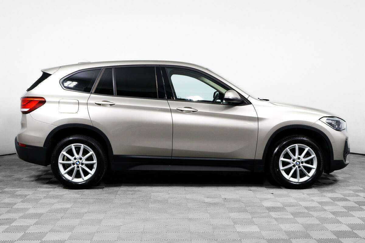 BMW X1 с пробегом — 2020 год. Фото: #3