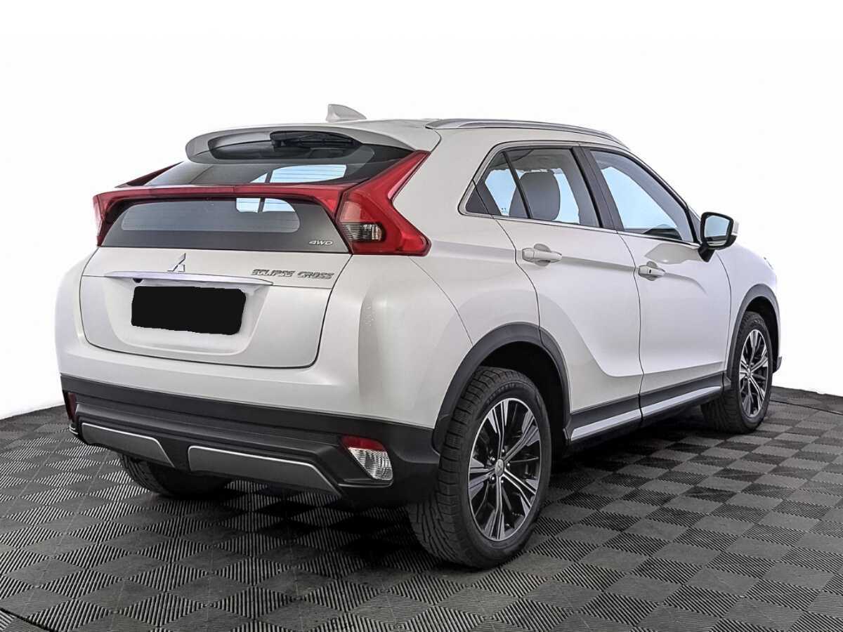 Mitsubishi Eclipse Cross с пробегом — 2022 год. Фото: #4