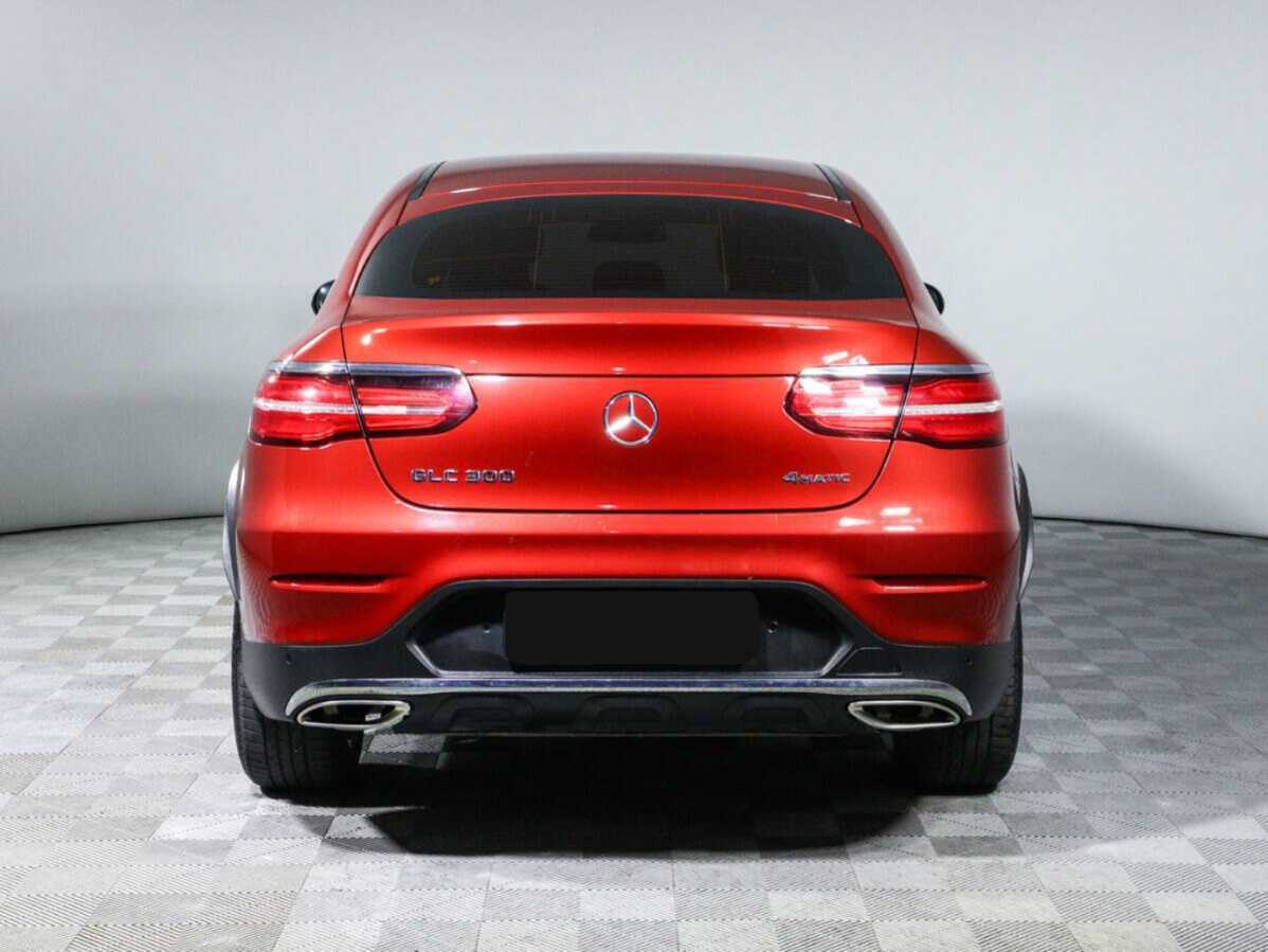 Mercedes-Benz GLC Coupe с пробегом — 2017 год. Фото: #1