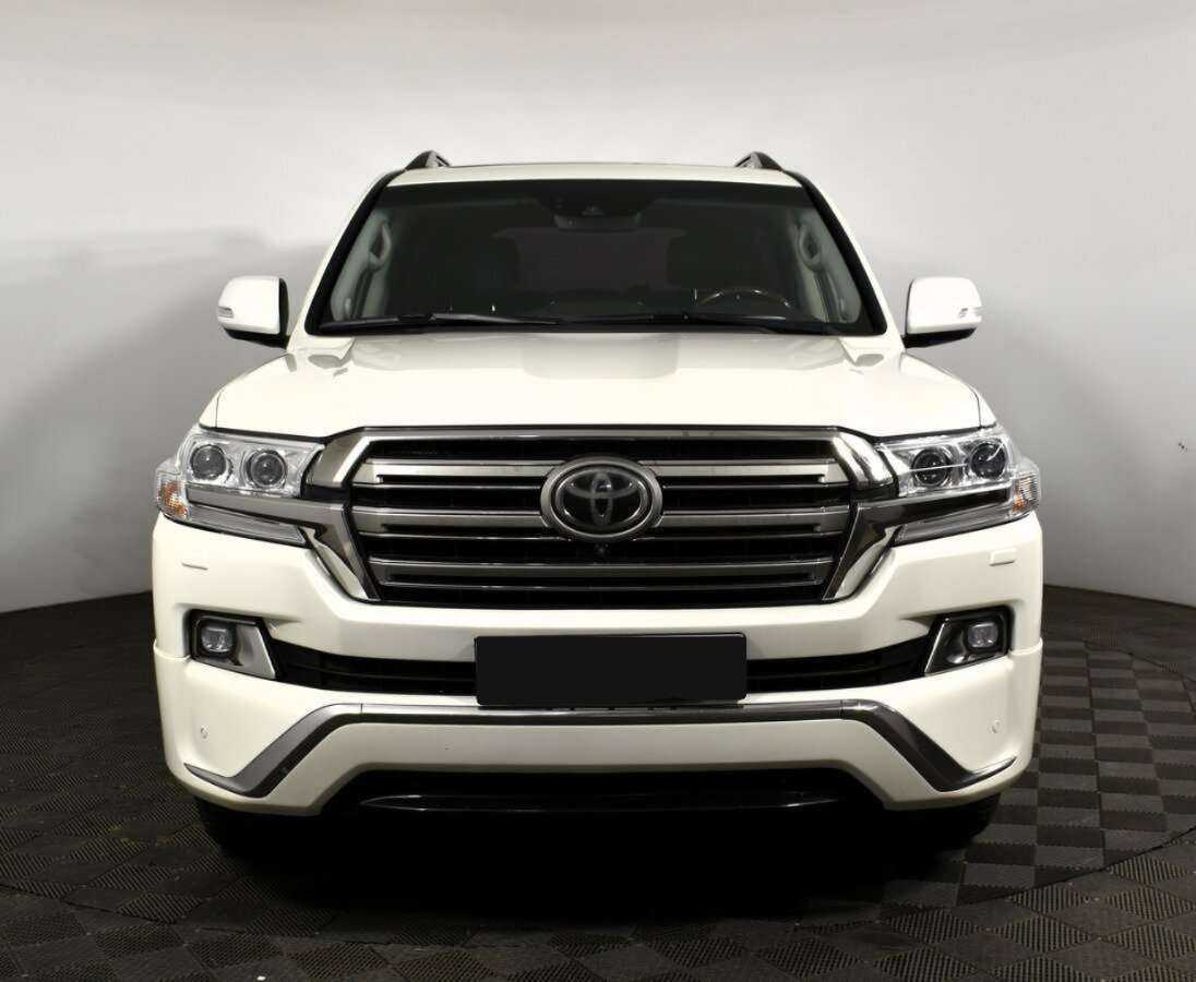 Toyota Land Cruiser с пробегом — 2016 год. Фото: #1