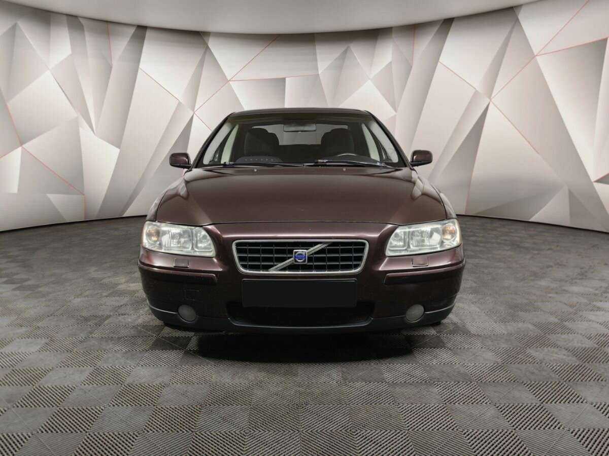 Volvo S60 с пробегом — 2006 год. Фото: #6