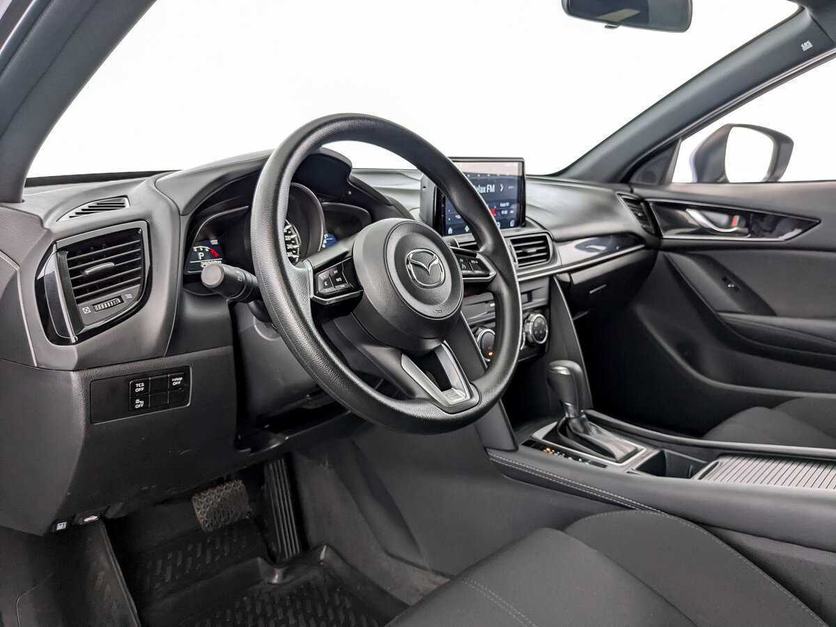 Mazda CX-4 с пробегом — 2023 год. Фото: #13