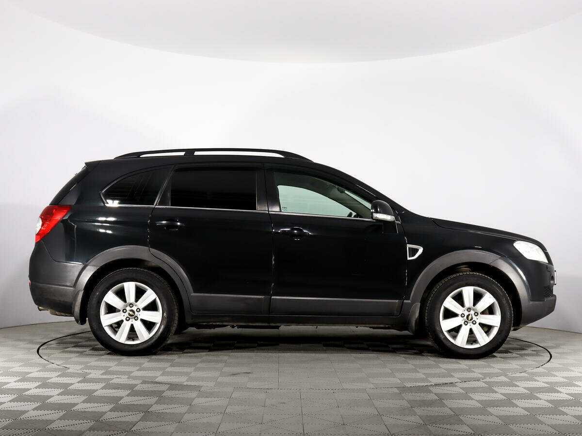 Chevrolet Captiva с пробегом — 2009 год. Фото: #3