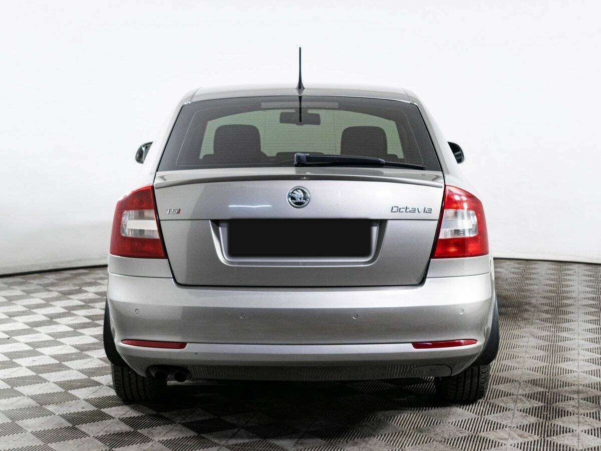 Skoda Octavia с пробегом — 2011 год. Фото: #5