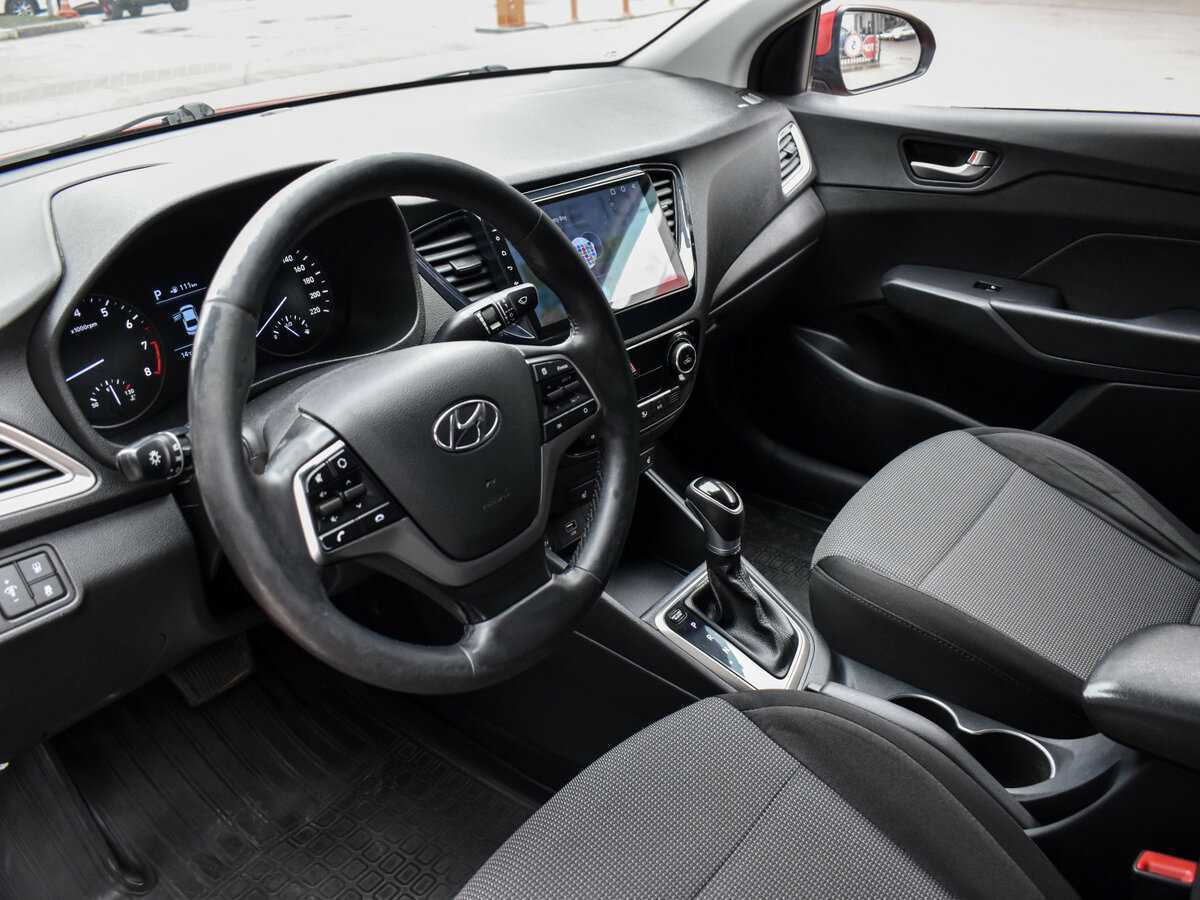 Hyundai Solaris с пробегом — 2019 год. Фото: #9