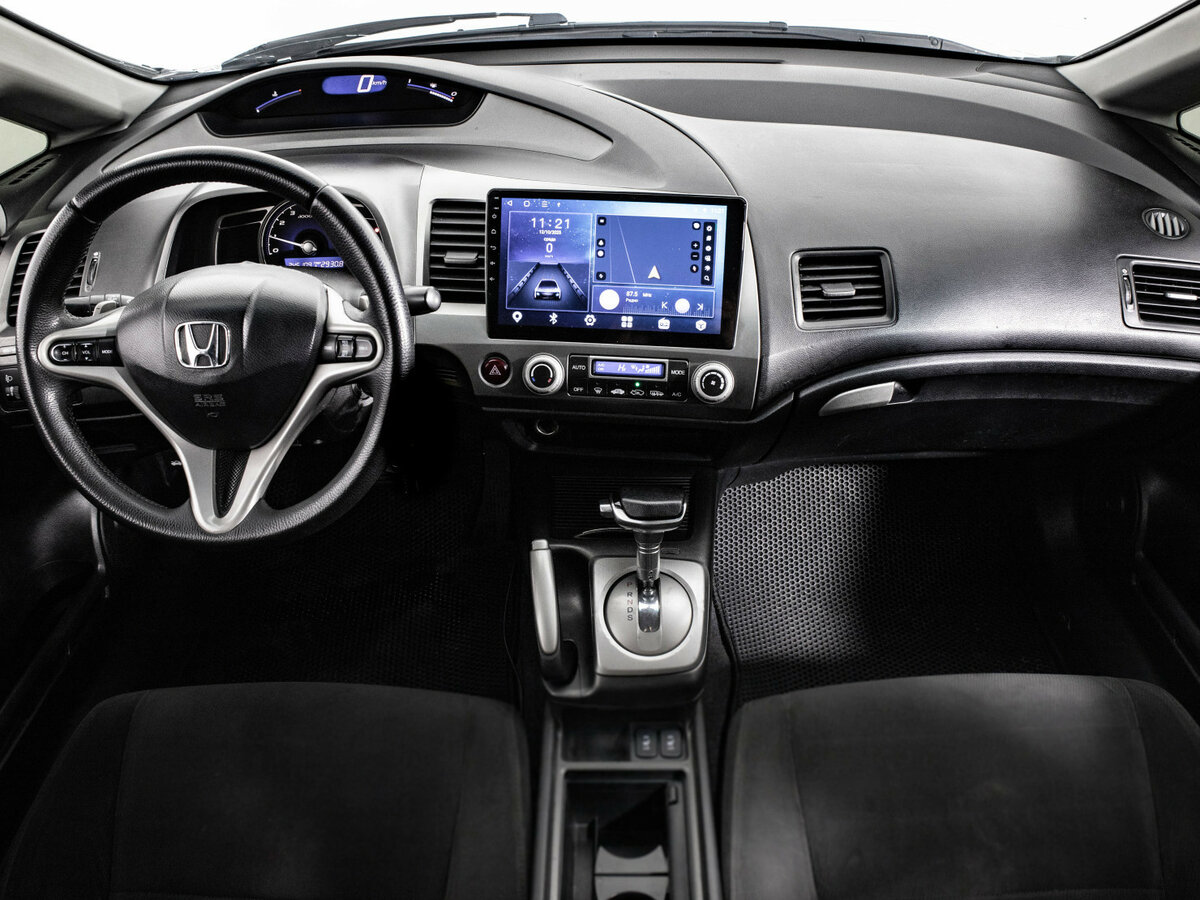 Honda Civic с пробегом — 2008 год. Фото: #7