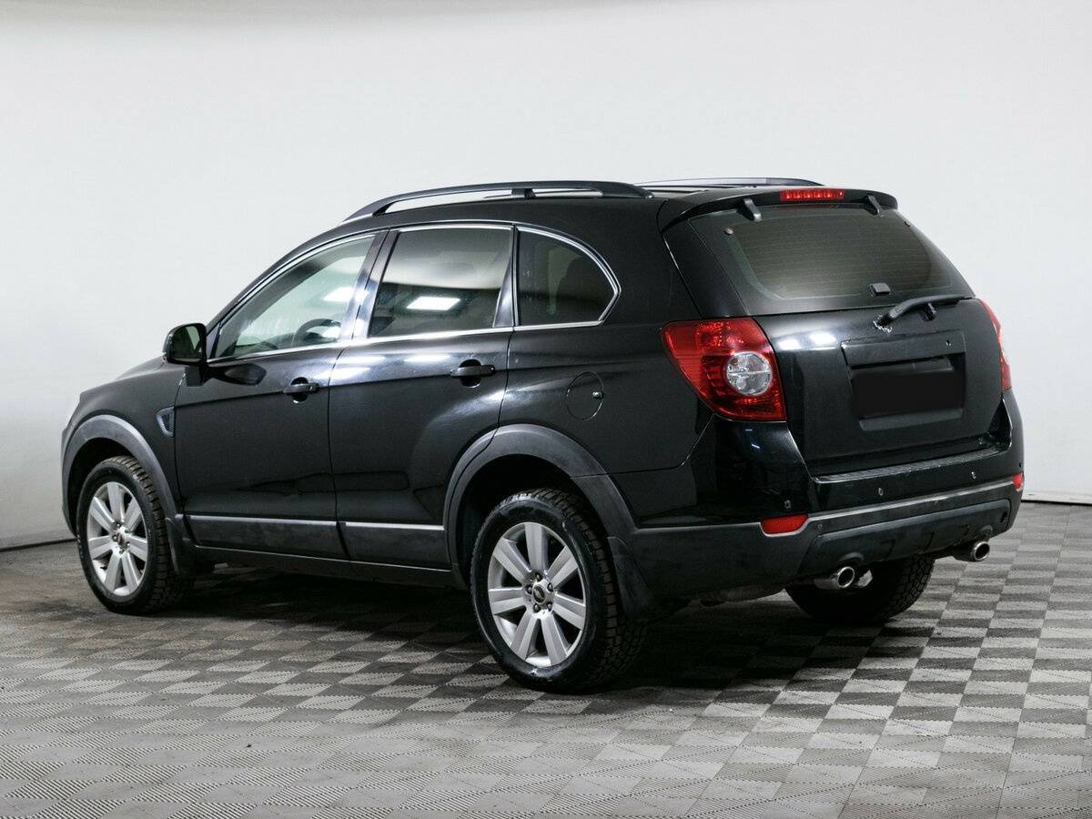 Chevrolet Captiva с пробегом — 2008 год. Фото: #6