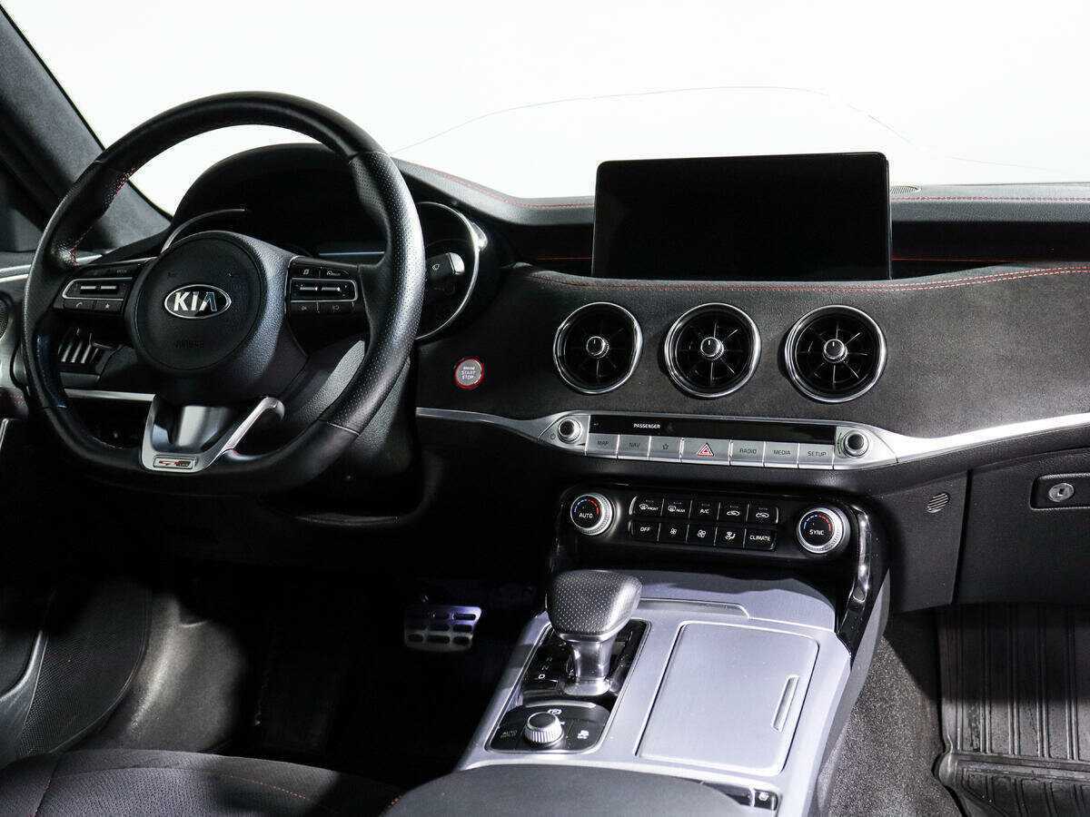 Kia Stinger с пробегом — 2021 год. Фото: #9