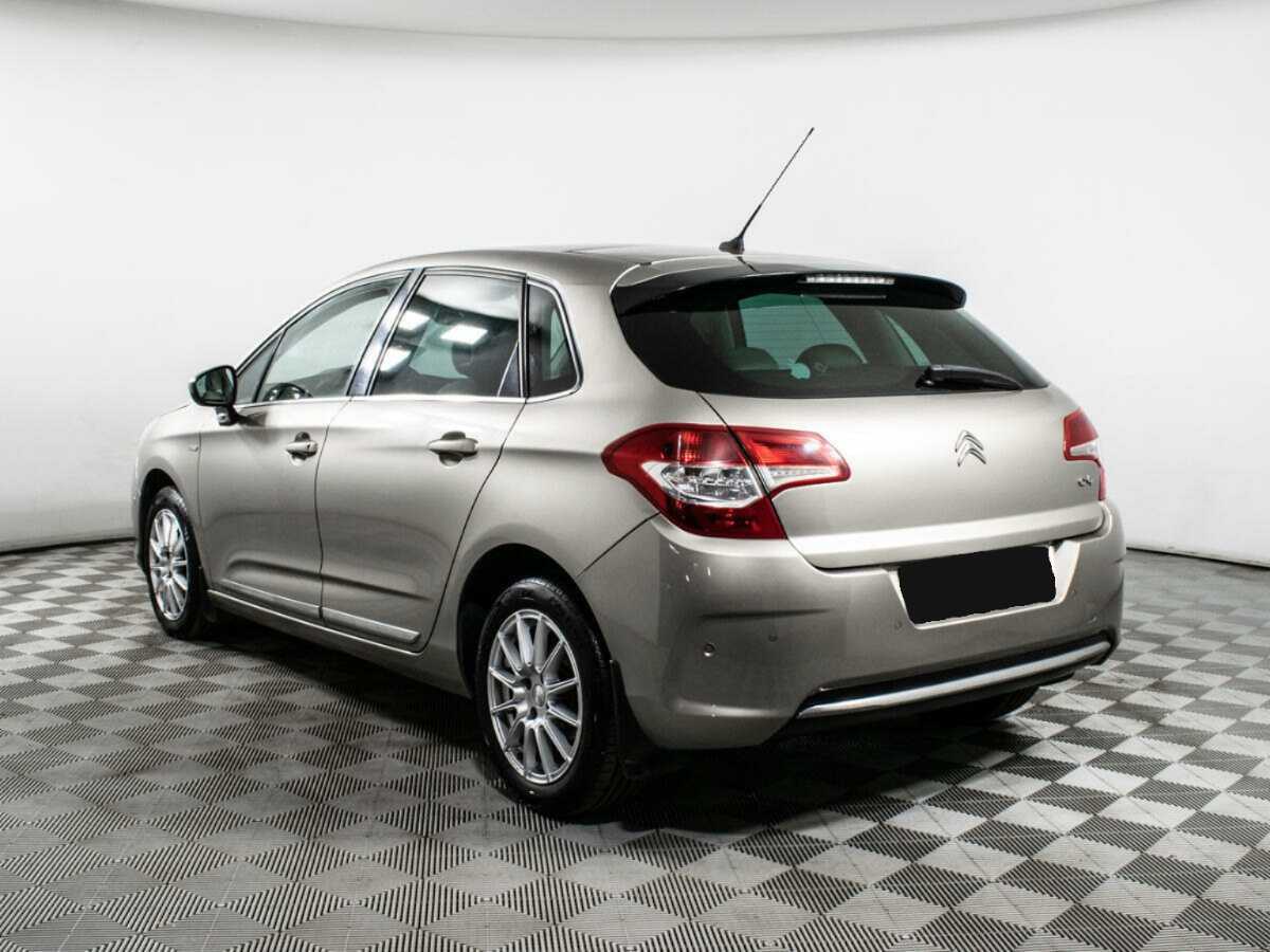 Citroen C4 с пробегом — 2011 год. Фото: #6