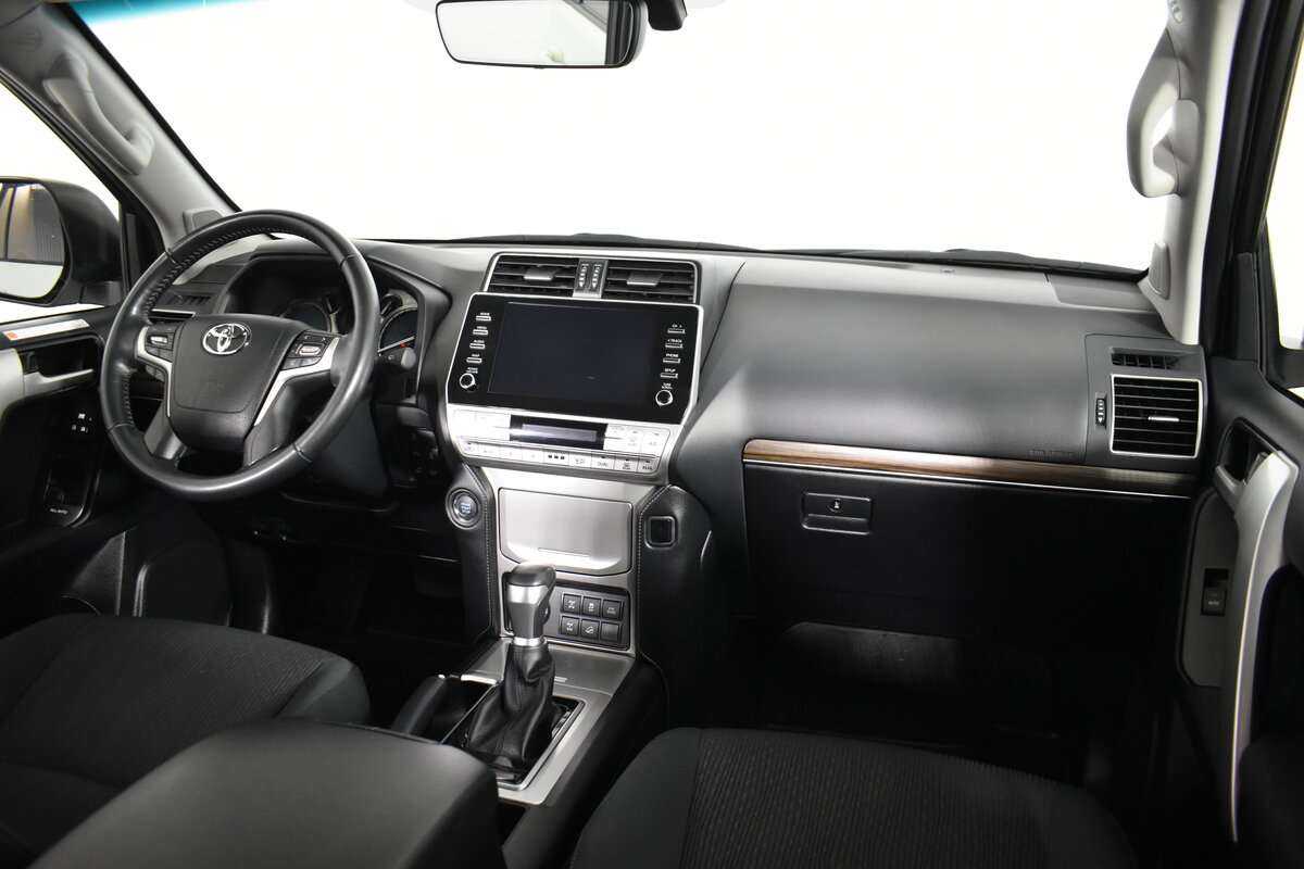 Toyota Land Cruiser Prado с пробегом — 2021 год. Фото: #13