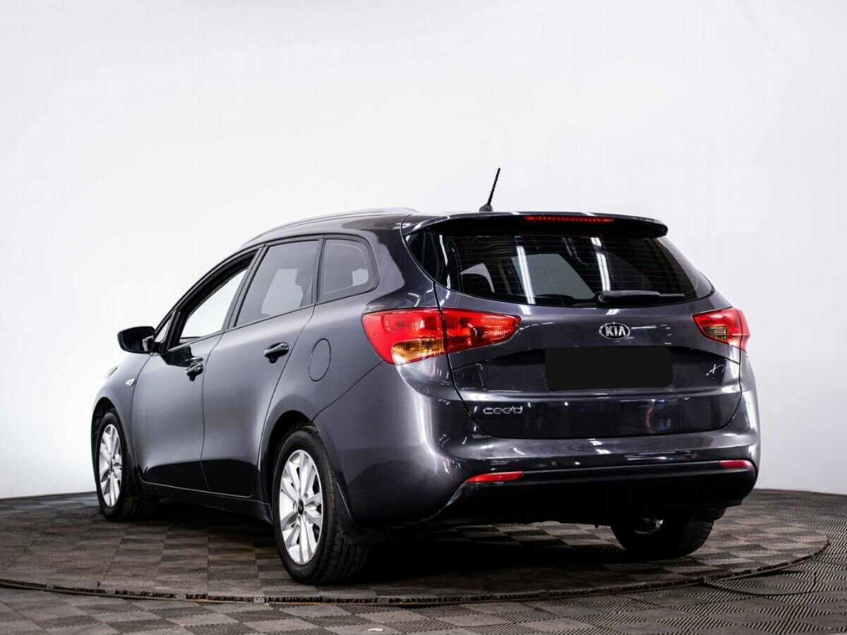 Kia Ceed с пробегом — 2015 год. Фото: #3
