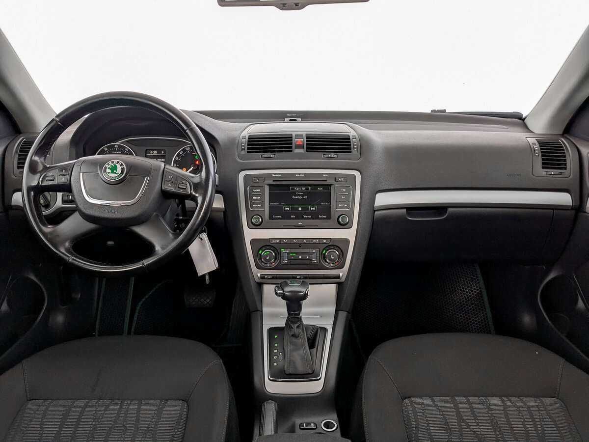 Skoda Octavia с пробегом — 2011 год. Фото: #13
