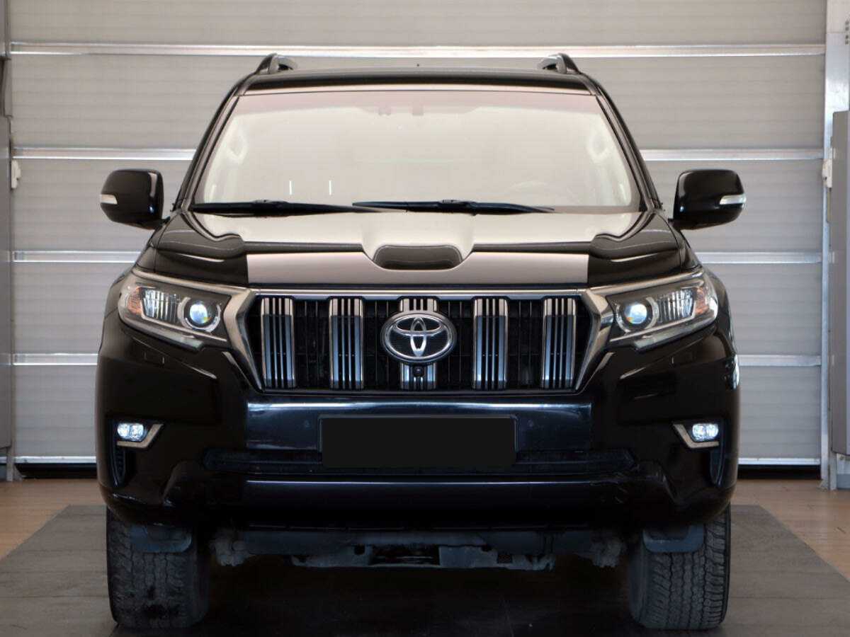 Toyota Land Cruiser Prado с пробегом — 2017 год. Фото: #1