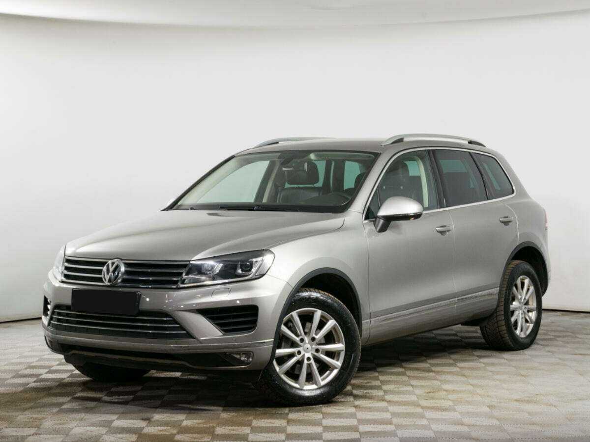 Volkswagen Touareg с пробегом — 2015 год. Посмотреть фото
