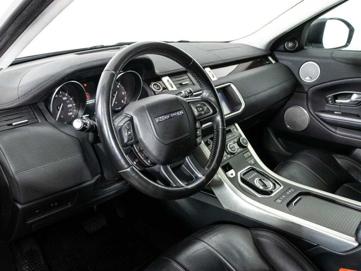 Land Rover Range Rover Evoque с пробегом — 2017 год. Фото: #10