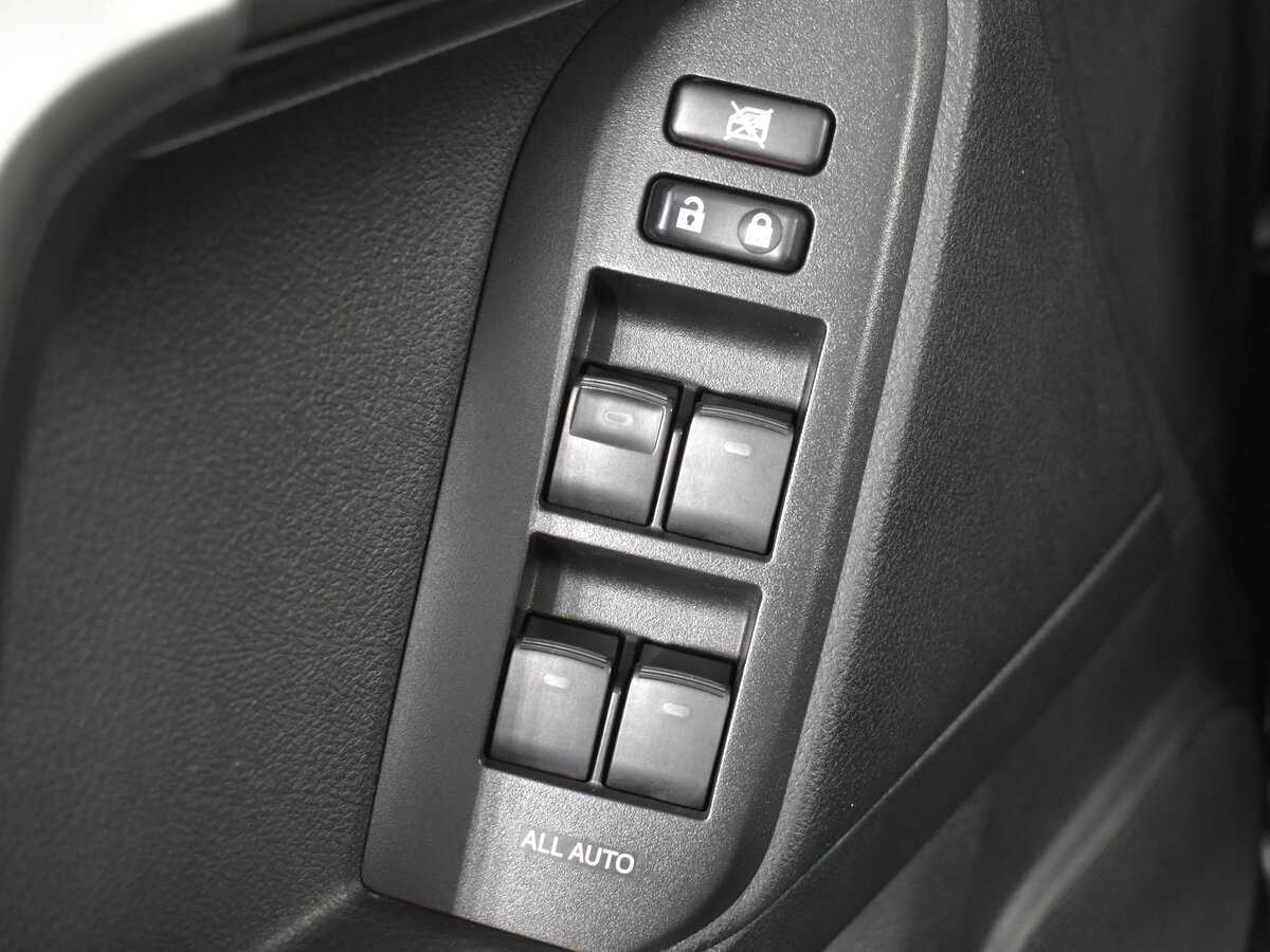 Toyota Land Cruiser Prado с пробегом — 2018 год. Фото: #8
