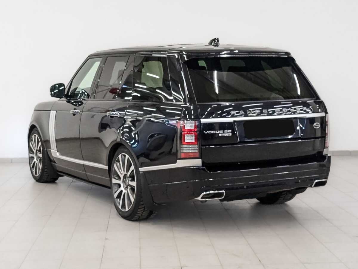 Land Rover Range Rover с пробегом — 2017 год. Фото: #6