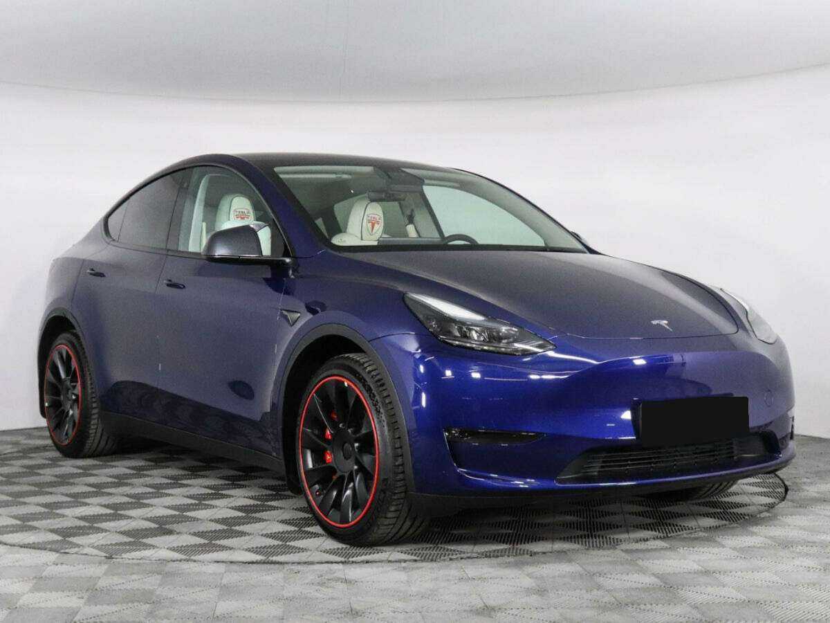 Tesla Model Y с пробегом — 2023 год. Фото: #2