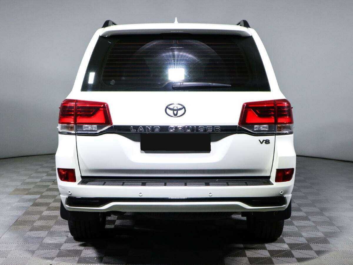 Toyota Land Cruiser с пробегом — 2016 год. Фото: #5