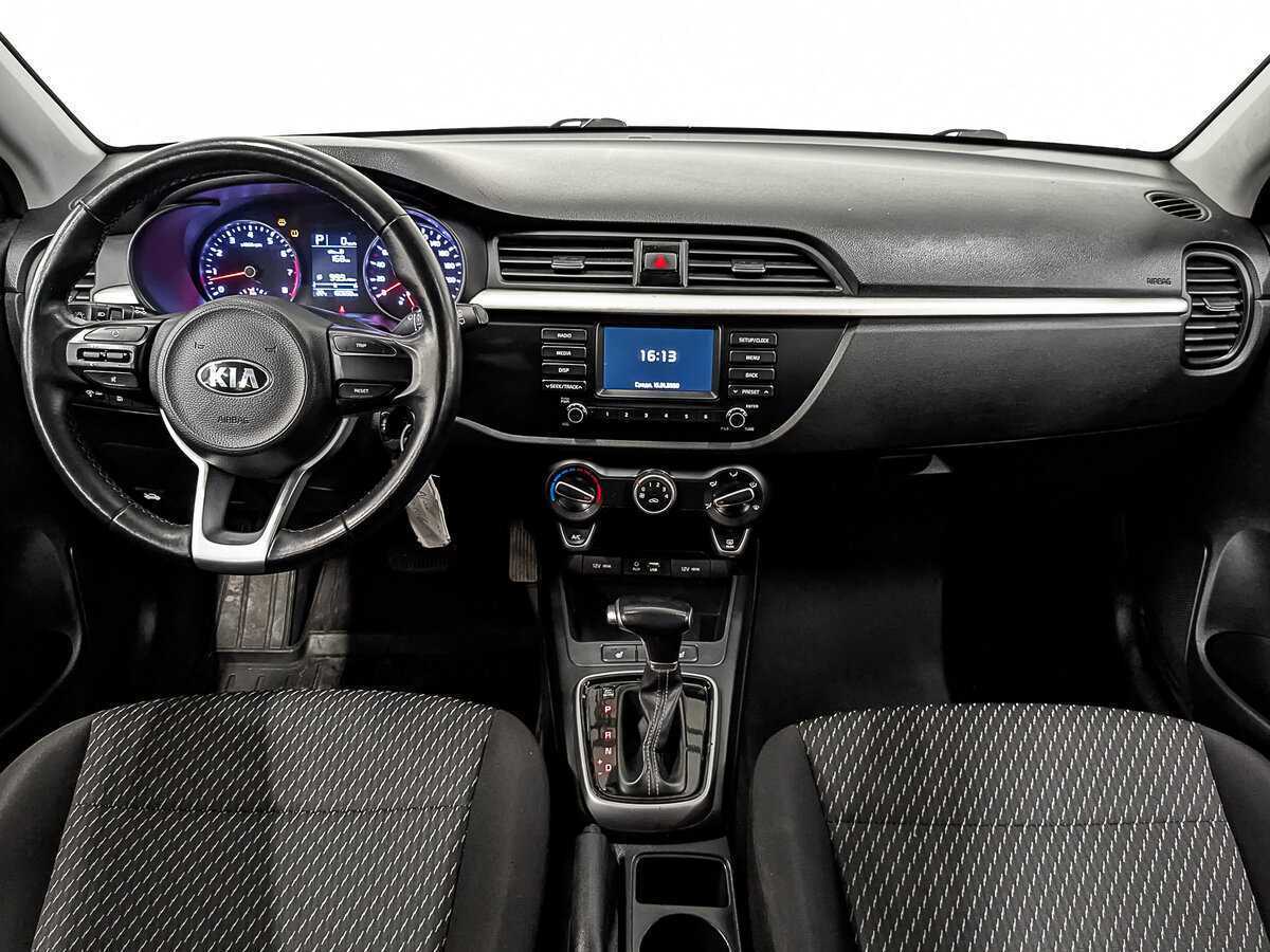Kia Rio с пробегом — 2020 год. Фото: #13